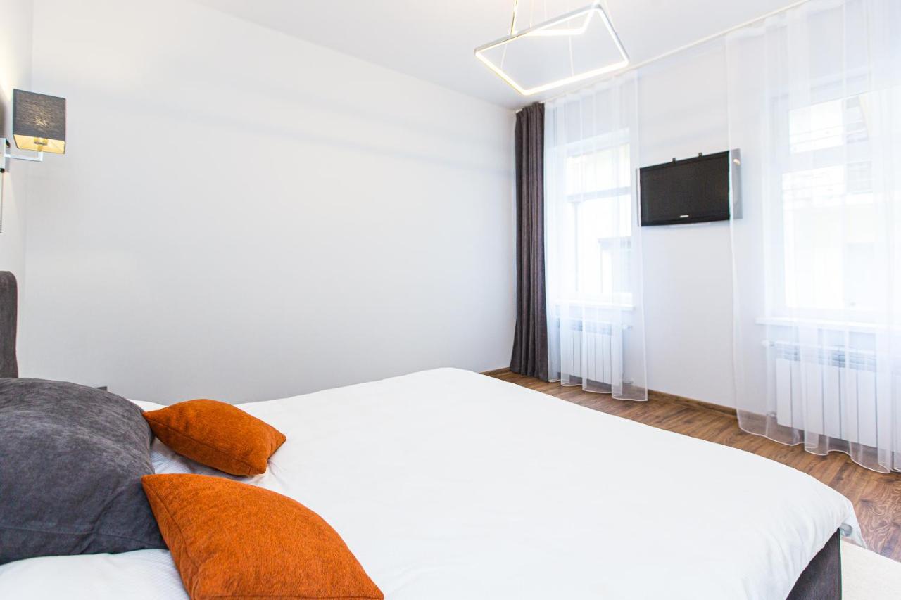 3 Vodna Apartment Lviv Buitenkant foto