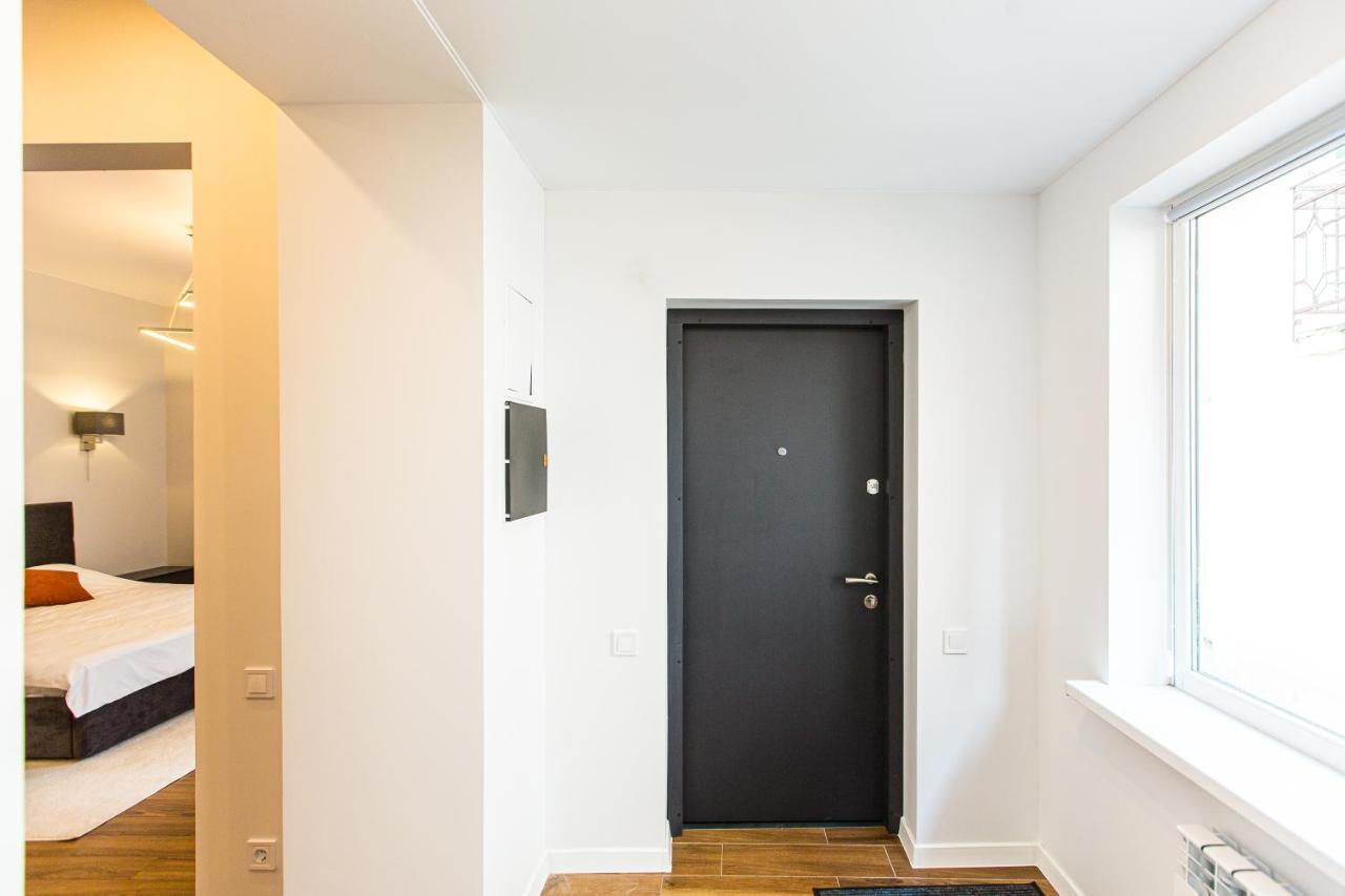 3 Vodna Apartment Lviv Buitenkant foto