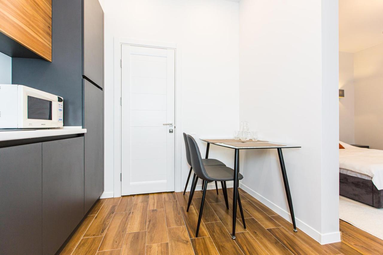 3 Vodna Apartment Lviv Buitenkant foto